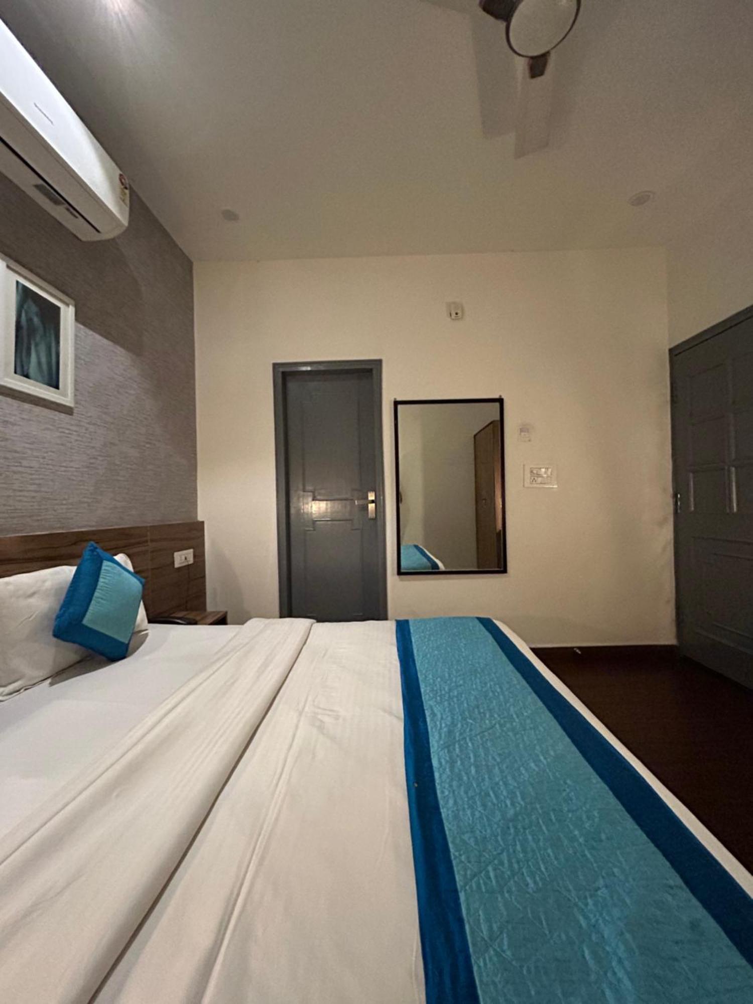 Gallivanto Inn - Rohini Delhi  Exterior foto